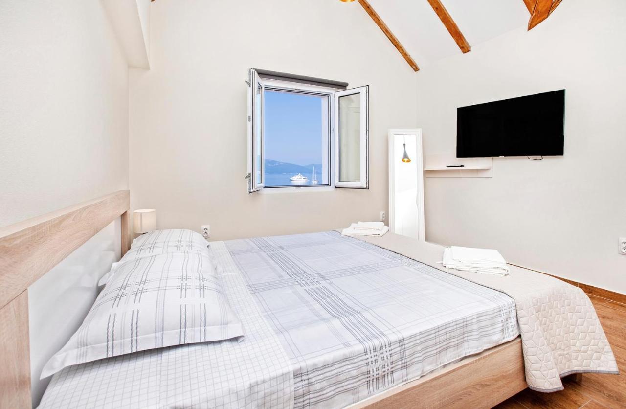 Apartments Isja Тиват Экстерьер фото