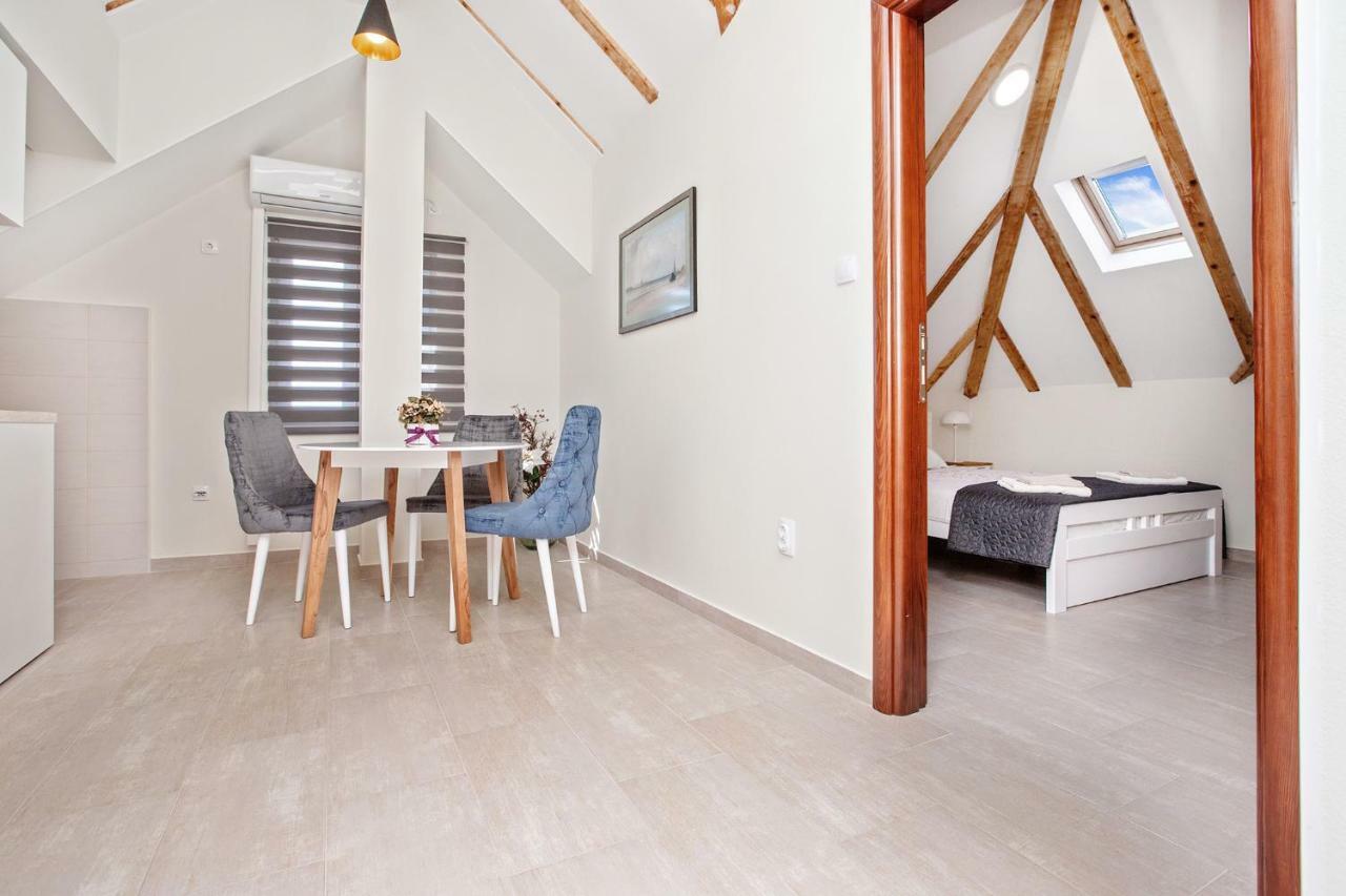 Apartments Isja Тиват Экстерьер фото