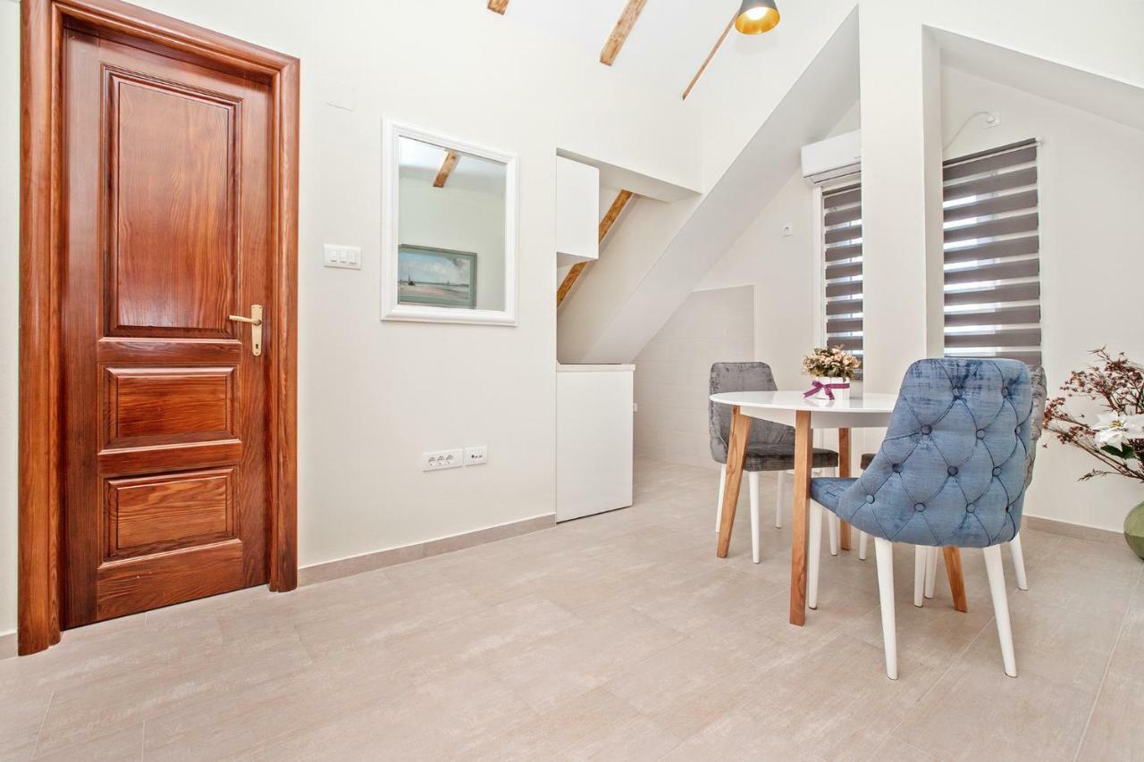 Apartments Isja Тиват Экстерьер фото